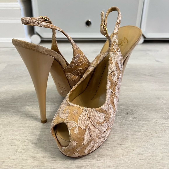 Giuseppe Zanotti Lace Platform - Picture 6 of 8